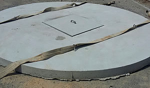 Tampa de concreto com inpeção e tampa com puxador de ferro (Diversas Medidas)